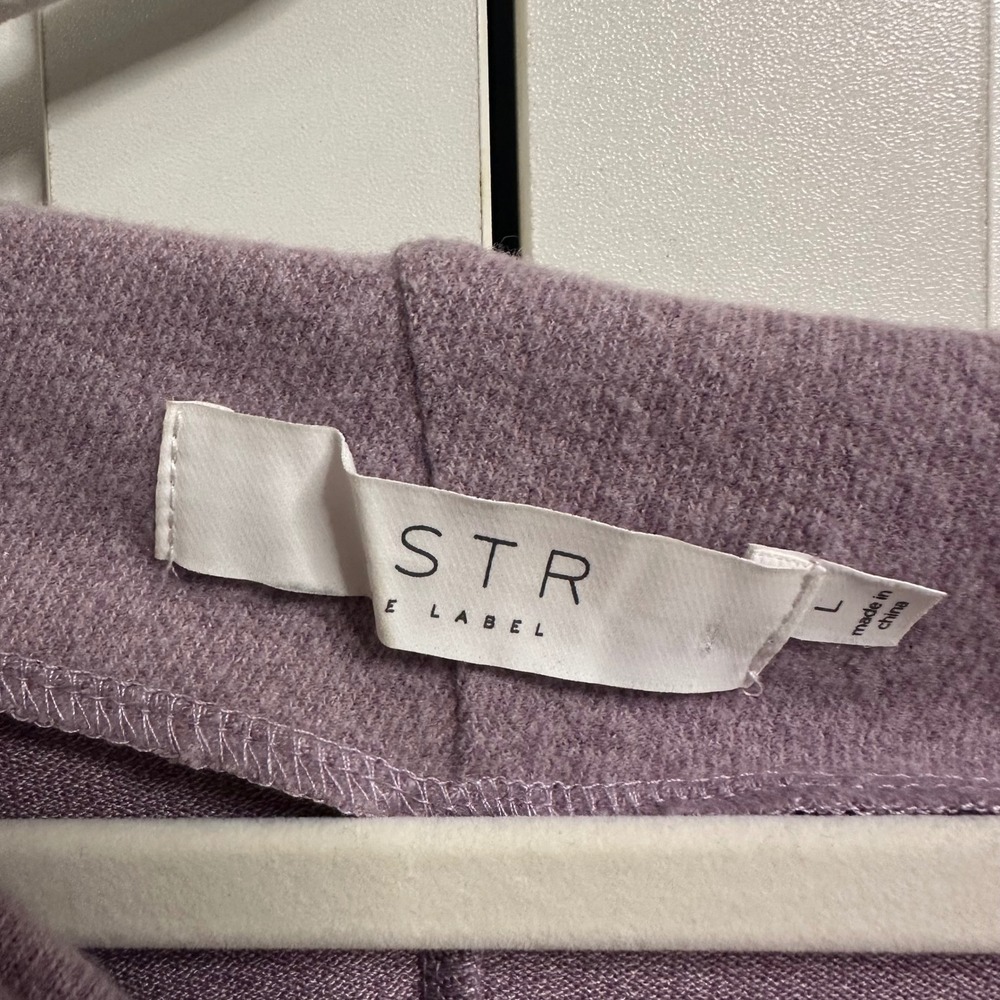 ASTR The Label Womens Off Shoulder Long Sleeve Sweater Lilac Dolman Sleeve US L - Picture 3 of 9